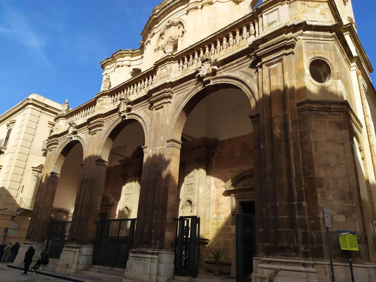 Appartement Casa Vacanze Sererosa. Tramonti Indimenticabili à Trapani Extérieur photo